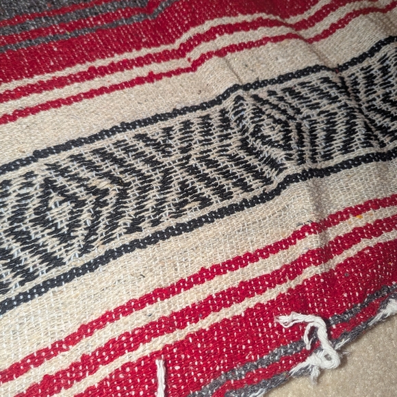 Canyon Creek Authentic Mexican Yoga Falsa Blanket - Picture 2 of 4